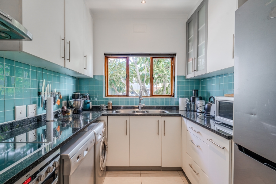 2 Bedroom Property for Sale in Tamboerskloof Western Cape
